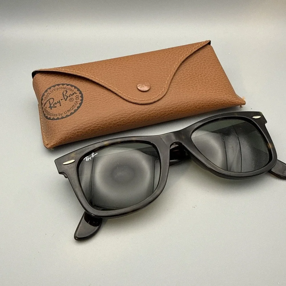Ray-Ban Wayfarer Authentic RB2140 Vtg 902/50-22 Tortoise w/Green Gradient lens